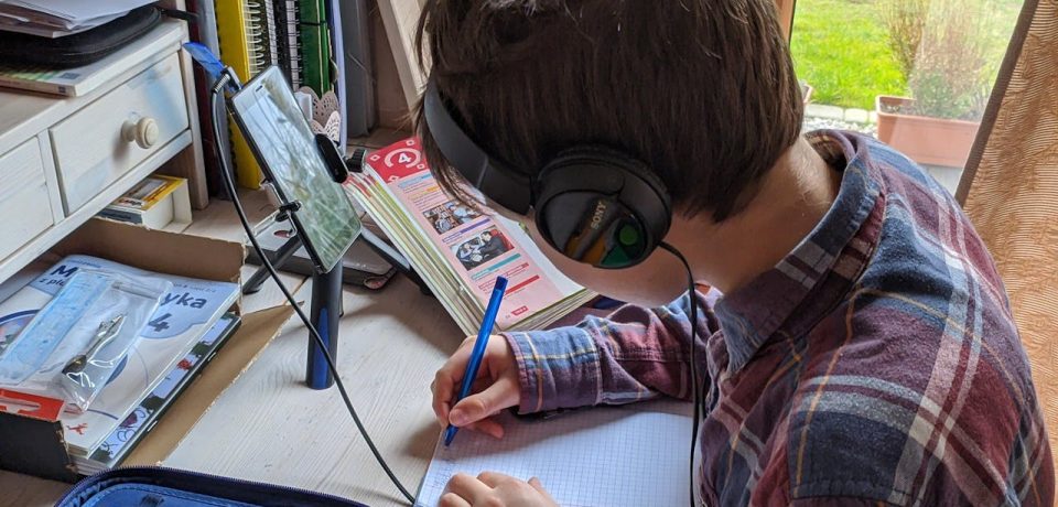 pexels-adam-sondel-381265-4314216